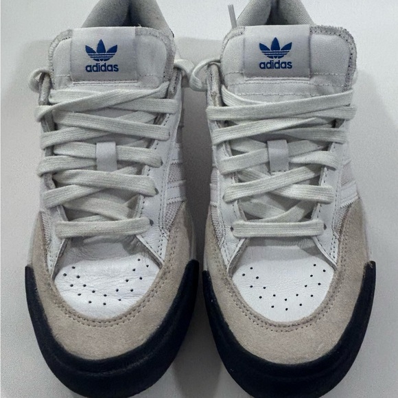 Adidas White and Gray Sneakers with Blue Logo Men Size 6.5 - Picture 6 of 7